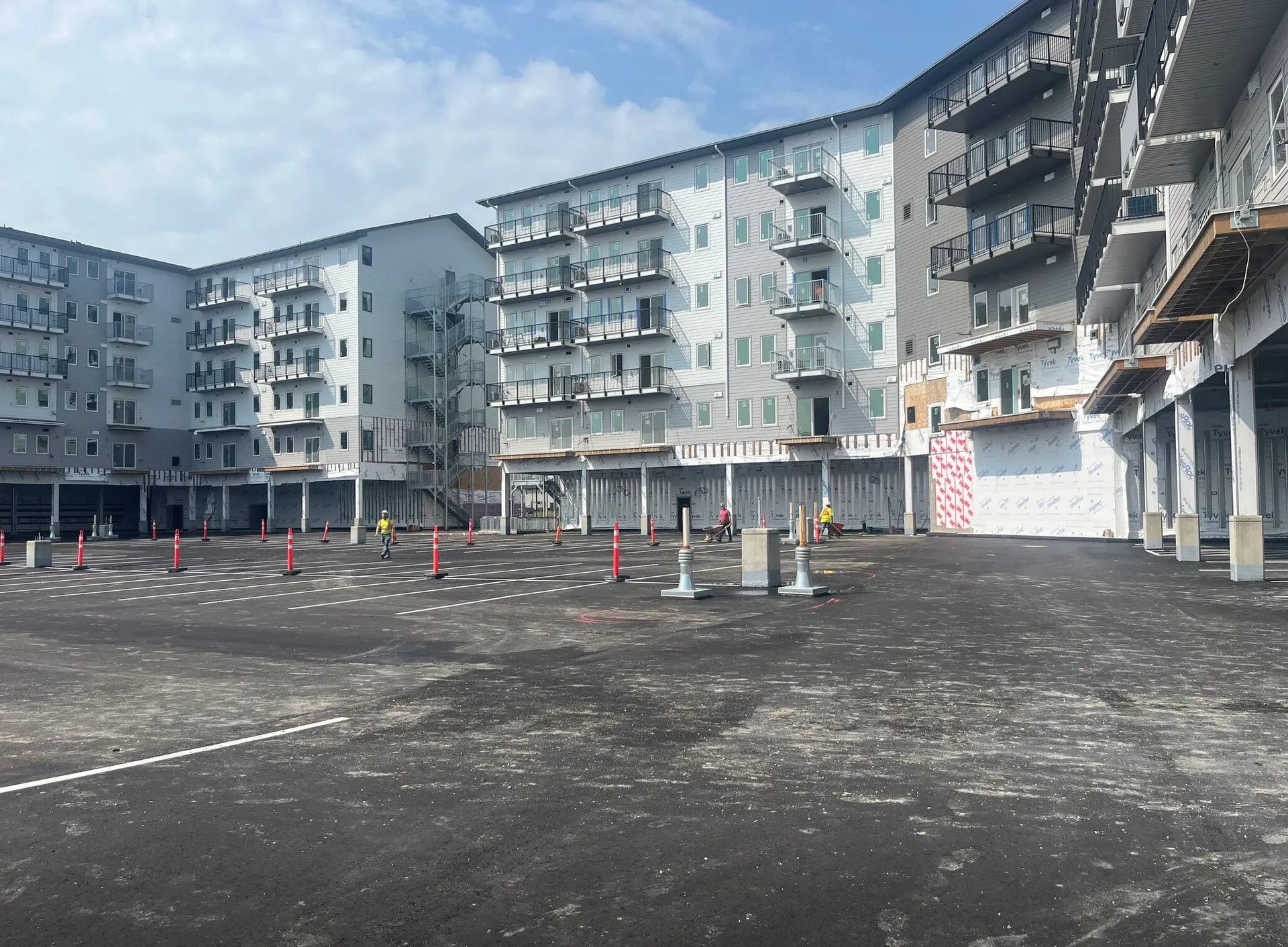 Bridgewater Condos exterior construction